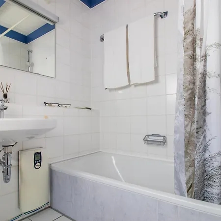 Tegeler Plate 16 * Dorumer Neufeld